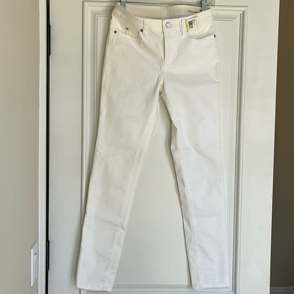 Vince Camuto White Jeans Ultra White Essentials 27/4 NWT ~ 29” Inseam - Picture 2 of 10